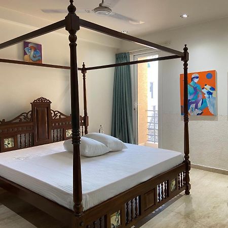Bed and Breakfast Art House Vasant Vihar Нью-Дели Экстерьер фото