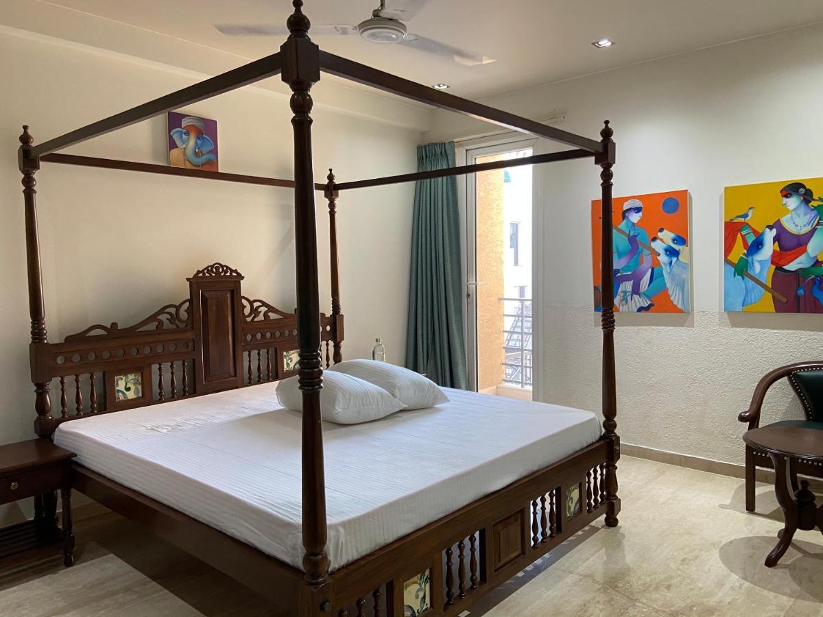 Bed and Breakfast Art House Vasant Vihar Нью-Дели Экстерьер фото
