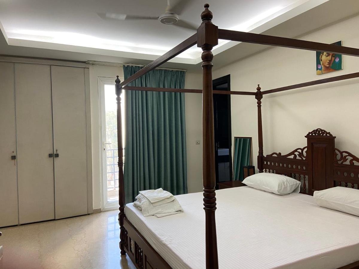 Bed and Breakfast Art House Vasant Vihar Нью-Дели Экстерьер фото