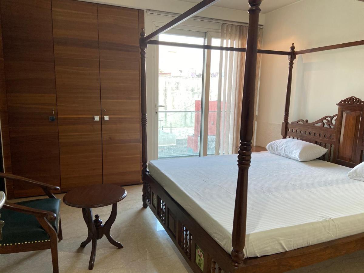Bed and Breakfast Art House Vasant Vihar Нью-Дели Экстерьер фото