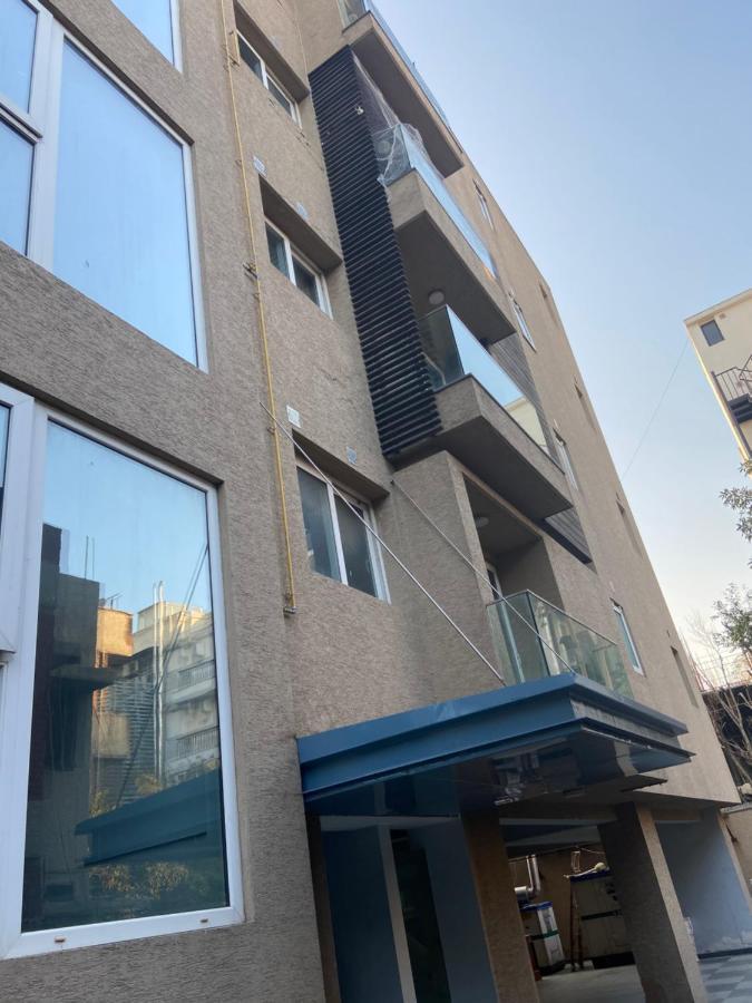 Bed and Breakfast Art House Vasant Vihar Нью-Дели Экстерьер фото